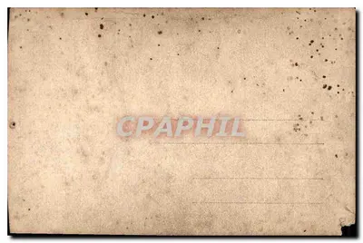 Jeune femme assise sur un banc — portrait studio — Verso
