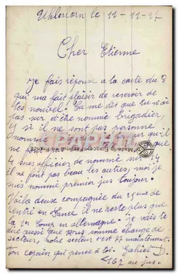 Amor romántico — pareja abrazada bajo rosas — Noyer, n° 4002 — Reverso