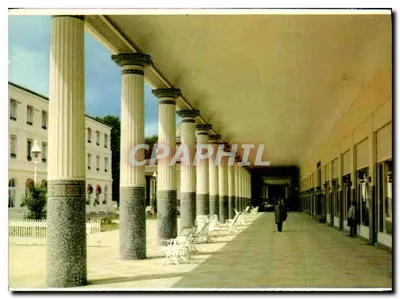 Galeria de Curățenie — arcada com colunas decorativas — editor desconhecido