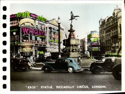 Estátua de Eros — Piccadilly Circus, Londres — sem editor nem número visível