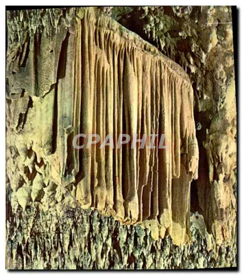 O Manto Real — Gruta de Cristal — Editor: O Manto Real