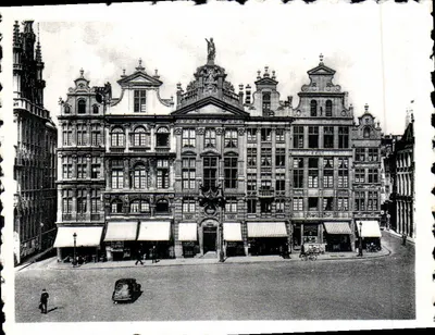 Bruxelas - Grand'Place (N.-E.) — vista arquitetônica