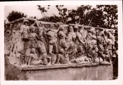 Relief antigo — cena de combate — n°18