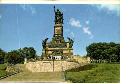 Rüdesheim — Monumento Niederwald — editor não visível