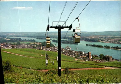 Rüdesheim - funicular com vista para a cidade e o rio Reno