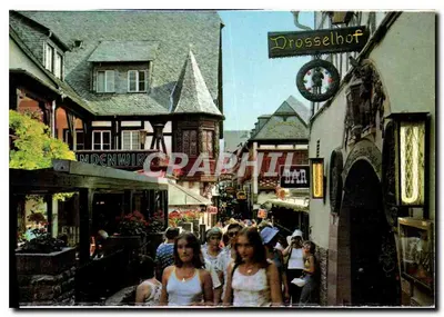 Rüdesheim - Vista da Drosselgasse — Drosselhof Bar —