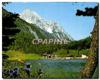 Lautersee — lago alpino com montanha no fundo — Foto Hans Huber KG, Garmisch-Partenkirchen, série 52/5