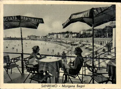 Sanremo - Morgana Bagni — vista dos banhos com guarda-sóis Martinazzi