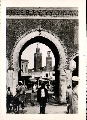 Vista da porta da Kasbah em Marrakech — n° de série 108