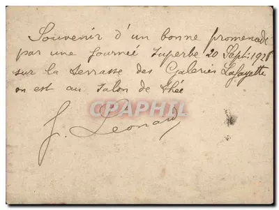 Duas mulheres em uma terrassa — Galeria Lafayette, Paris — F. Leonard — Verso