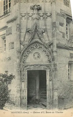 Mortrée (Orne) — Castelo de O, Entrada da Escada — ND Phof.
