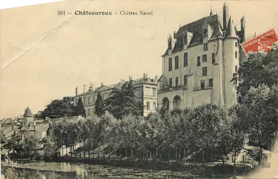Châteauroux - Castelo Raoul — vista do castelo sobre o rio, editor Th.G, n° 501