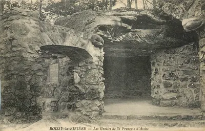 BOISSY-la-RIVIÈRE — As Grutas de São Francisco de Assis