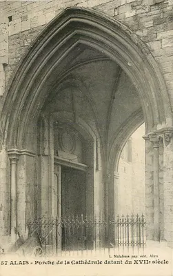 Alais - Portal da Catedral datado do século XVII — L. Malafosse pap. edit. Alais
