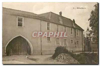 Hotéis — vista de um edifício com porta de arco quebrado — Imp. Royer, Nancy Paris