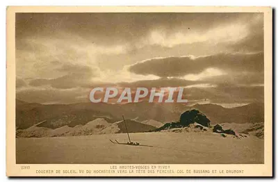 As Altas Vosges no inverno — Pôr do sol visto do Hochstein em direção à Tête des Perches, Col de Bussang e o Drumont — Imp. Edit. BRAUN & Cie, Durbach (H.-Rhén)
