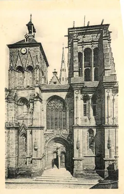 Guingamp — A Basílica Nossa Senhora do Bom Socorro (fachada ocidental) — Editor: C.M. dos Artes Fitomecânicas, Paris