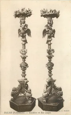 Igreja de Ambert — Torreiras de Madeira Esculpidas — Livraria G. G. L. D. A. — Ambert
