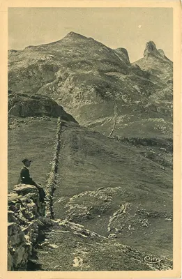 Montanhas dos Pirineus — Fronteira França-Espanha no Col do Pourtalet — Héliogravure Corrèze Macon