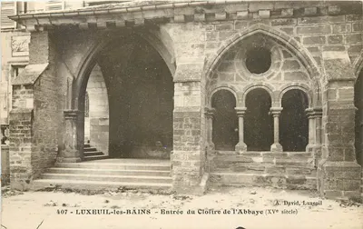 LUXEUIL-les-BAINS — Entrada do Claustro da Abadia (século XV) — A. David, Luxeuil