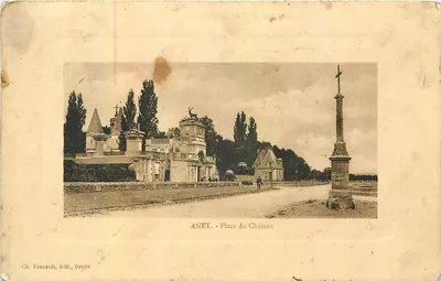 Anet - Pátio do Castelo — editor Ch. Foucault, Dreux