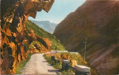 L'Oisans — Route de La Berarde dans le vallon des Etages — Edições J. Cellard, Lyon