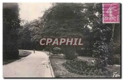 Cognac — Kąt ogroduHôtel-de-Ville — Wydawnictwo Héloïtype-FAC