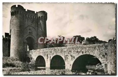 Saint-Jacques (Deux-Sèvres) — A Torre e o Velho Ponte sobre o Thouet (século XIII) — Edições Gaby