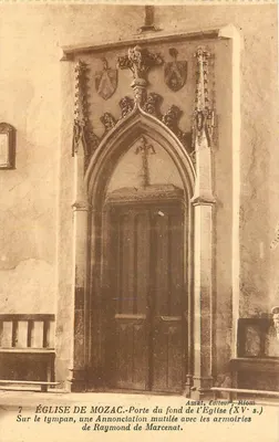 Igreja de Mozac — Porta do fundo da igreja (século XV) — Amat, Editor, Riom