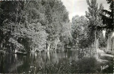 La Valoire — Vista do lago — Edições Valoire
