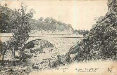 Ponte sobre a Cédelle em Crozant — Creuse — 64 — editor M.T. I.L.