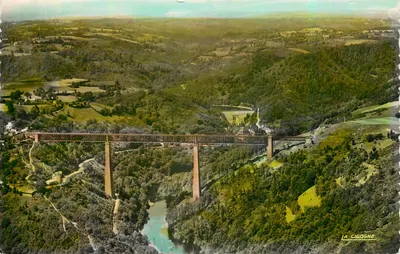 O Viaduto dos Fades — A Garça — Ed. A Garça