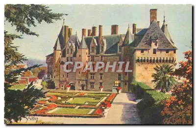Castelo de Langeais — Castelos da Loire — Edições Vivon, Paris