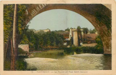 Parthenay — O Thouet e Torre São Jacó