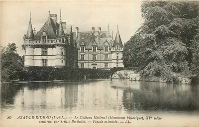 Azay-le-Rideau — O Castelo Nacional (Monumento Histórico), fachada oriental — LL, n°80