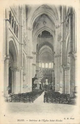Blois — Interior da Igreja de São Nicolau — G. H. Phot