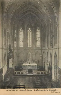 St-BRIEUC - Coração Sagrado - Interior da Capela - E.H., fot.