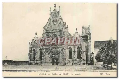 Bourg — Igreja de Brou. A fachada — ND. Fot.