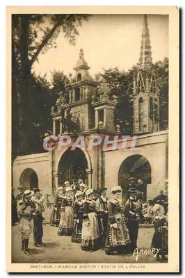 Bretanha - Casamento Bretão - Saída da Igreja — Amoury