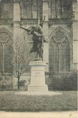 Châlons-sur-Marne — Estátua da Gloria Victis — S.B.T. Edit.