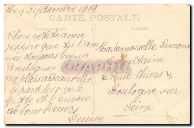 Família na praia — praia de Deauville — cartão postal datado — Verso