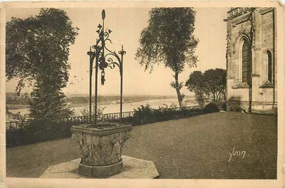 Castelo de Chaumont-sur-Loire — O Velho Fouis e a Capela — Edição Yvon