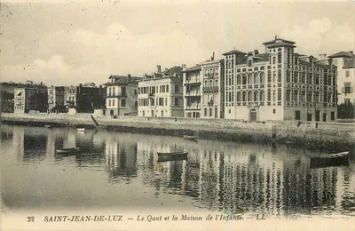 Saint-Jean-de-Luz — O Cais e a Casa da Infanta — LL