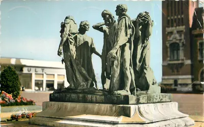 Bilhete postal moderno Calais P de C Monument des 6 Bourgeois