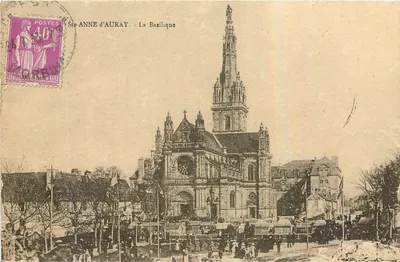Bilhete postal antigo Ste Anne d'Auray A Basílica