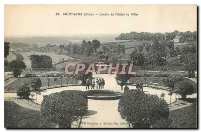 Mortagne (Orne) — Jardim do Hotel de Ville — Foto da Coleção A. Malliaut Père, editor