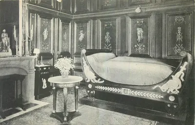 Quarto do Castelo de Grosbois — Interior ricamente decorado — Editor Wagram (S.-&-O.)