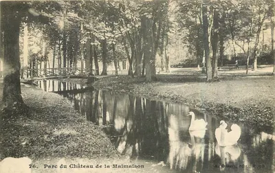 Parque do Castelo de La Malmaison — vista do canal com cisnes e ponte — A. Osaart, edit., Rueil
