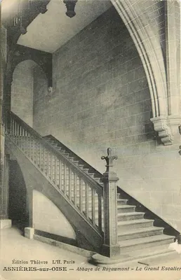 Abadia de Royaumont — O Grande Escadário — Edição Thièvre L'H. Paris