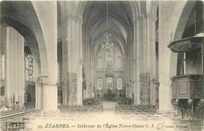 Étampes — Interior da Igreja Nossa Senhora — Cliché Rameau